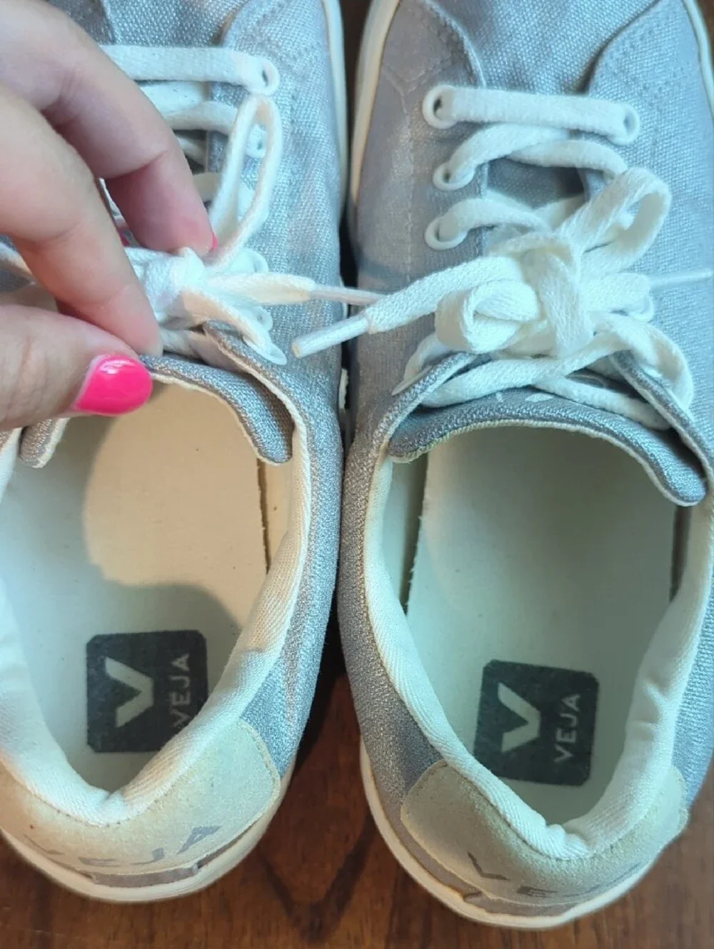 Veja Sneakers Silver White size 7